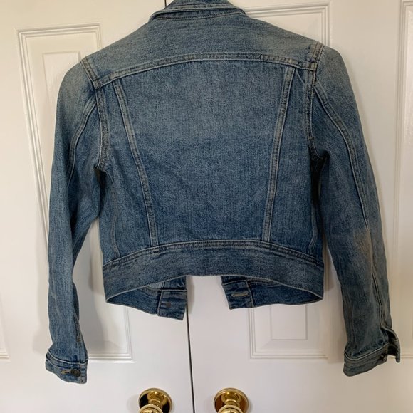 Aritzia TNA | Jean Jacket - Picture 5 of 5